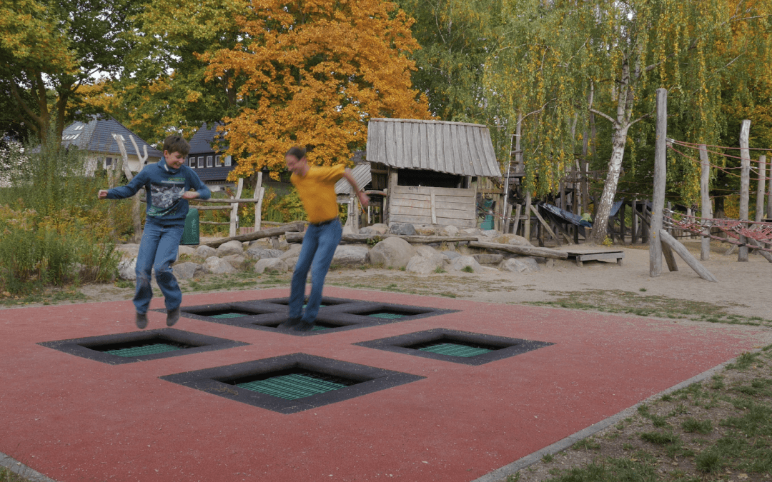 EKENSUNDER | trampolines